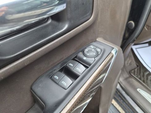 Used 2022 Chevrolet Silverado 3500 LT w/ Convenience Package AWD/4WD image 13