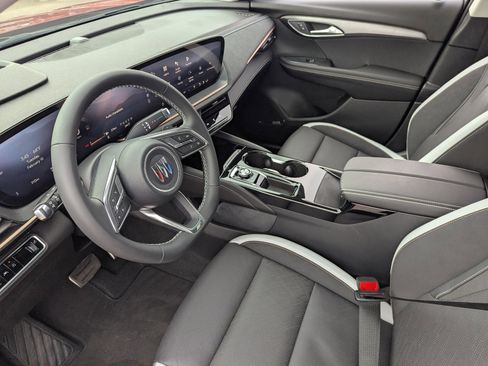 Used 2025 Buick Envision Sport Touring image 22