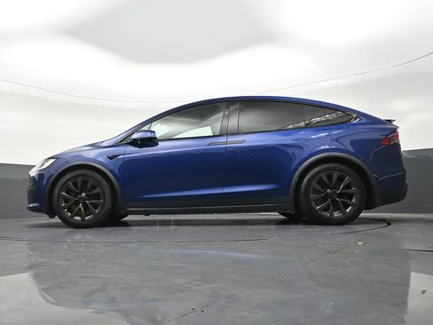 Used 2022 Tesla Model X AWD/4WD image 25