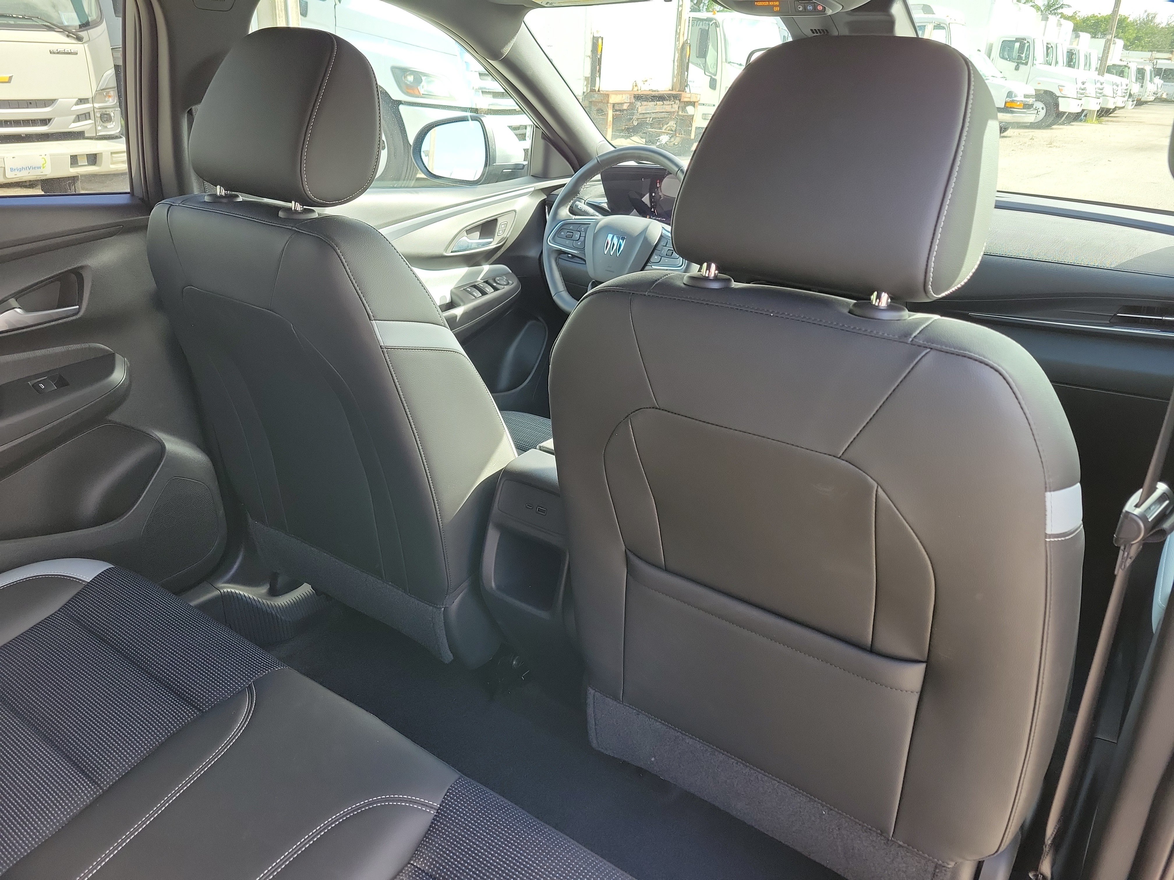 Used 2024 Buick Envista Preferred w/ Convenience I Package FWD image 8