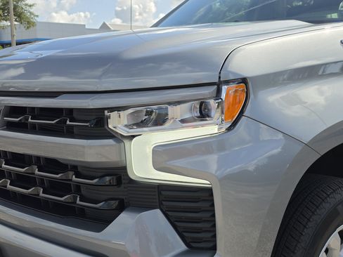 Used 2026 Chevrolet Silverado 1500 RST AWD/4WD image 13