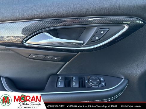 Used 2022 Buick Envision Essence w/ Safety Package image 12