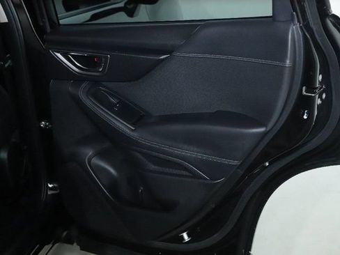 Certified 2023 Subaru Forester Premium AWD/4WD image 34