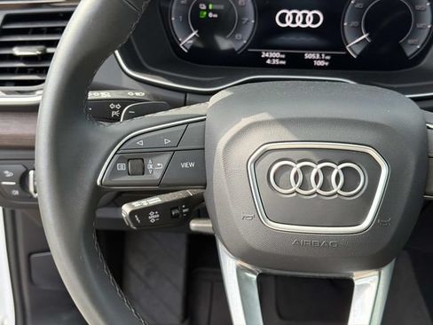 Used 2025 Audi Q5 e Premium AWD/4WD image 29