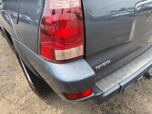 Used 2005 Toyota 4Runner Sport RWD image 12