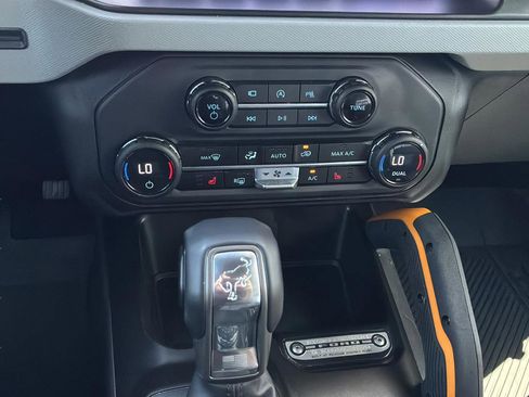 Used 2023 Ford Bronco Badlands AWD/4WD image 21