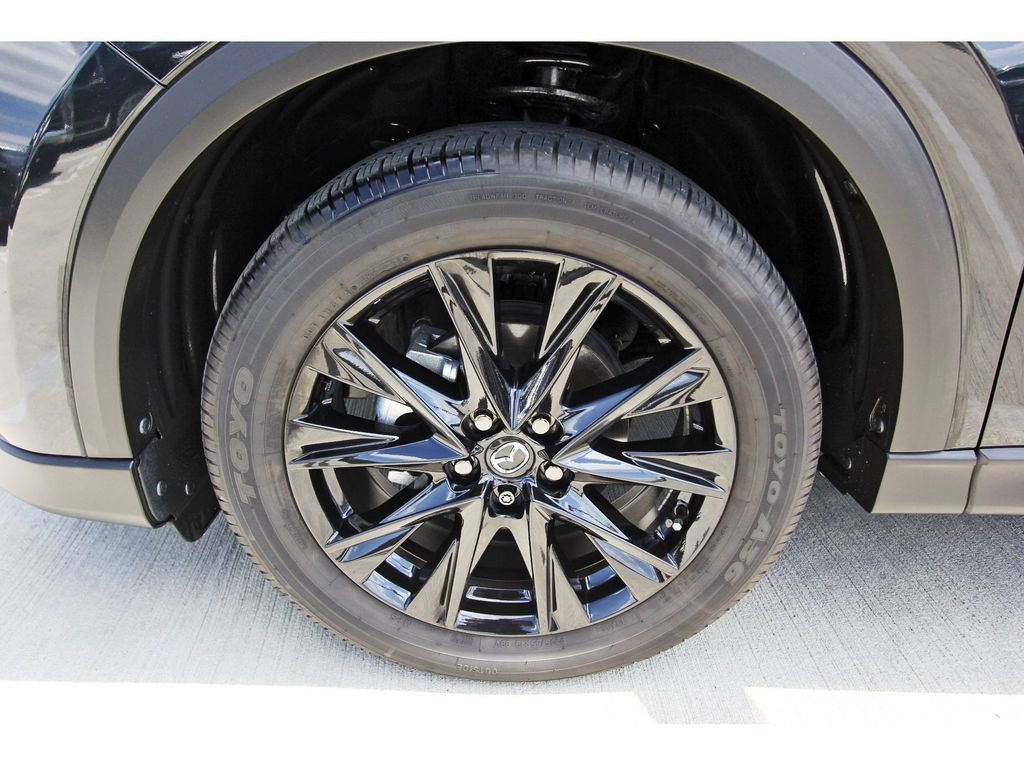 Used 2025 MAZDA CX-5 Carbon Edition AWD/4WD image 31