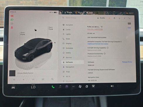 Used 2022 Tesla Model Y Performance AWD/4WD image 2