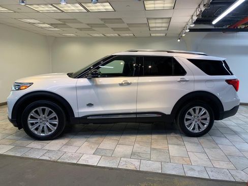 Used 2021 Ford Explorer King Ranch w/ Premium Technology Package AWD/4WD image 11