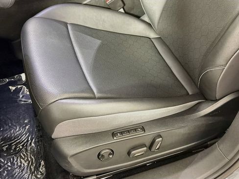 Certified 2023 Volkswagen ID.4 Pro S AWD/4WD image 21