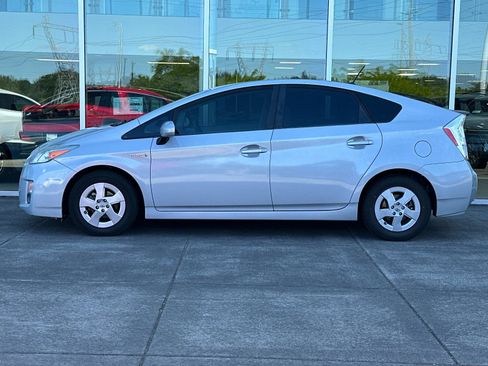 Used 2010 Toyota Prius Five FWD image 6