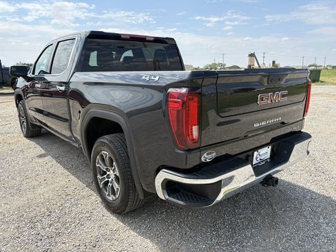 Used 2025 GMC Sierra 1500 SLT AWD/4WD image 7