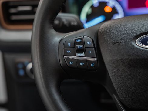 Certified 2024 Ford Maverick Lariat image 37