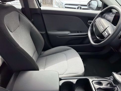 Used 2025 Kia K4 FWD image 10