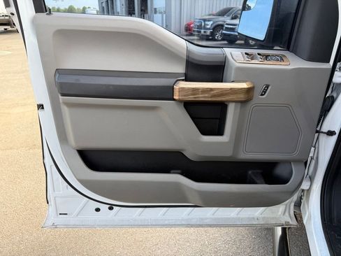 Used 2020 Ford F150 XL w/ Equipment Group 101A Mid image 6