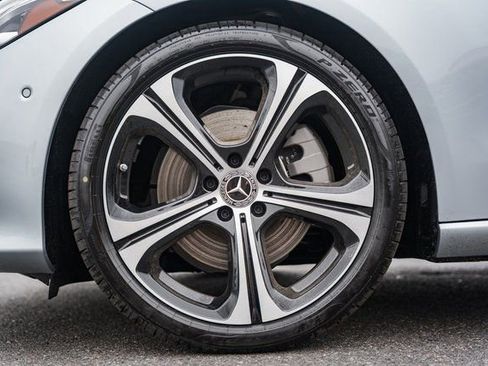 New 2025 Mercedes-Benz C 300 4MATIC Sedan image 19