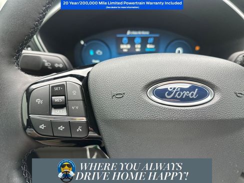 New 2026 Ford Escape Platinum w/ Premium Technology Package AWD/4WD image 13