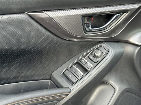 Used 2022 Subaru Crosstrek 2.5i Limited w/ Moonroof Package 2 image 15