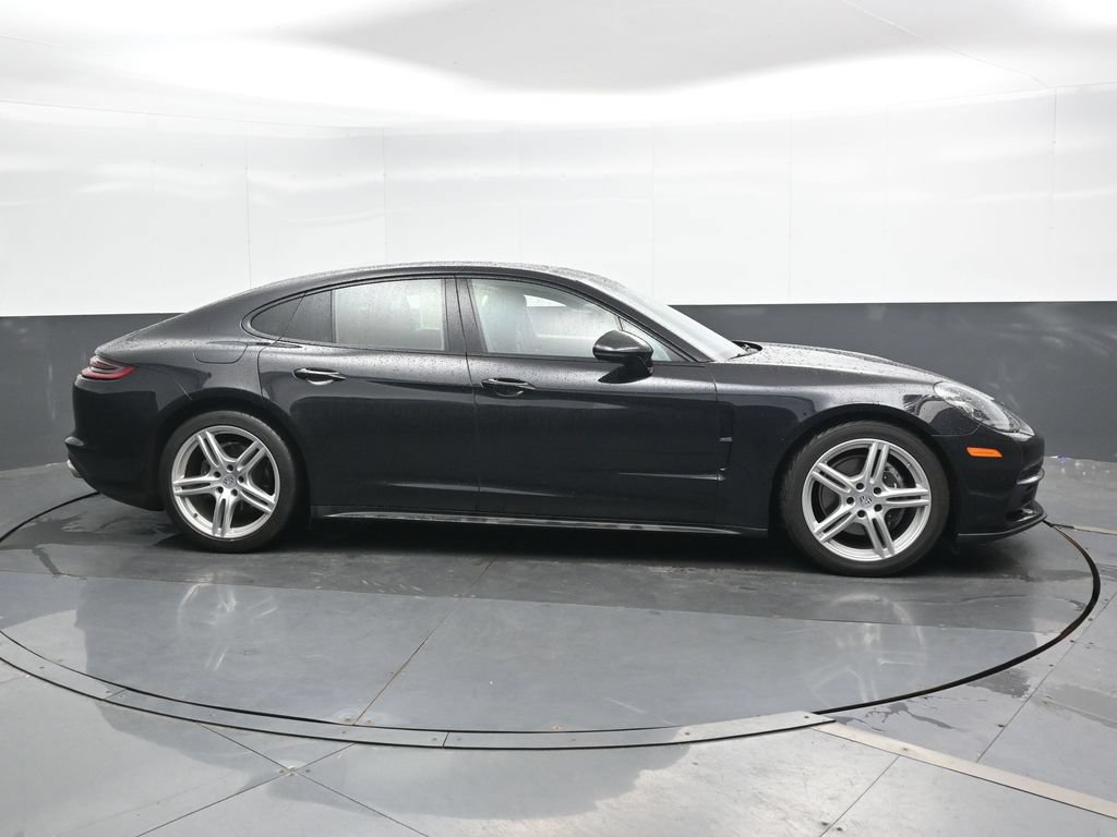 Used 2019 Porsche Panamera image 3