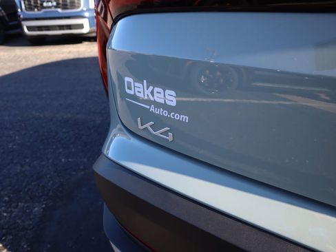 New 2025 Kia K4 LXS image 8