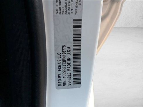 Used 2024 RAM 1500 Laramie image 14