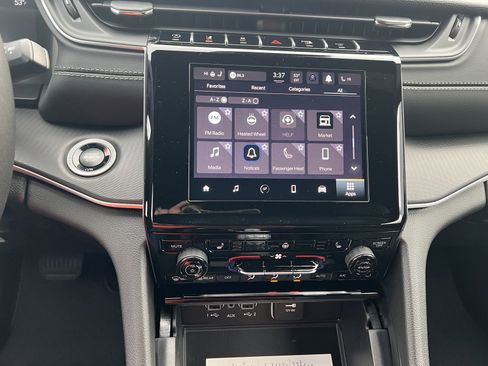 New 2025 Jeep Grand Cherokee L Altitude image 22