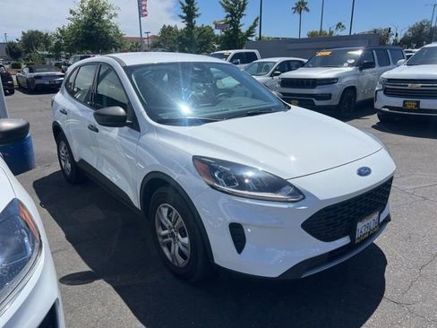 Used 2022 Ford Escape S FWD image 4