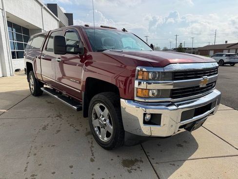 Used 2015 Chevrolet Silverado 2500 LTZ w/ Duramax Plus Package image 3