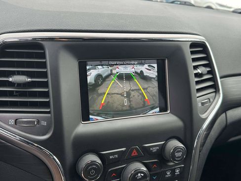 Used 2021 Jeep Grand Cherokee Freedom Edition image 26