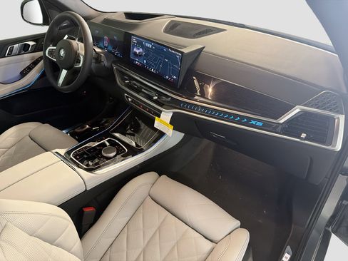 New 2026 BMW X5 xDrive50e w/ M Sport Package image 14