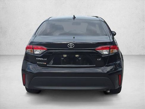 Used 2024 Toyota Corolla LE FWD image 6