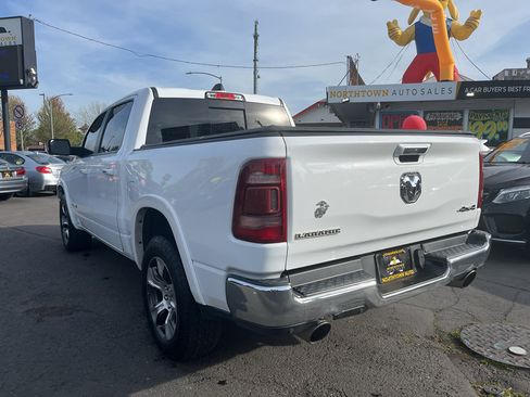 Used 2020 RAM 1500 Laramie AWD/4WD image 5