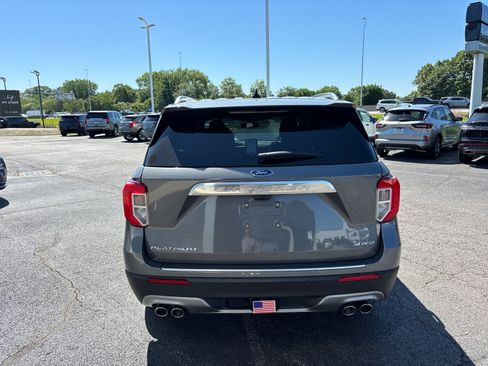 Used 2023 Ford Explorer Platinum w/ Technology Package AWD/4WD image 6