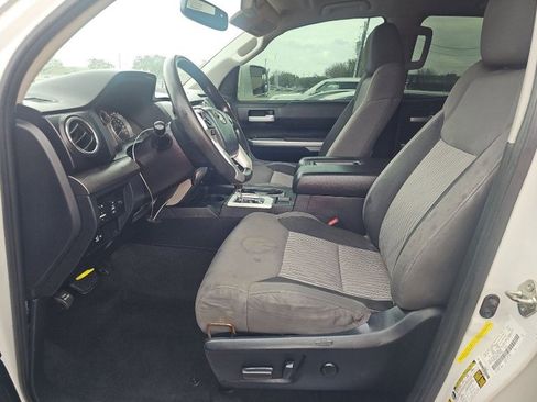 Used 2017 Toyota Tundra SR5 w/ SR5 Upgrade Package image 11