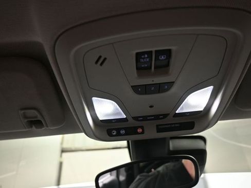 Used 2015 Chevrolet Impala LTZ image 12