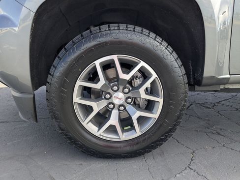 Used 2020 GMC Canyon All Terrain AWD/4WD image 32