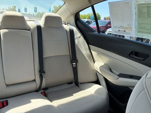 Used 2025 Nissan Altima 2.5 SV image 37