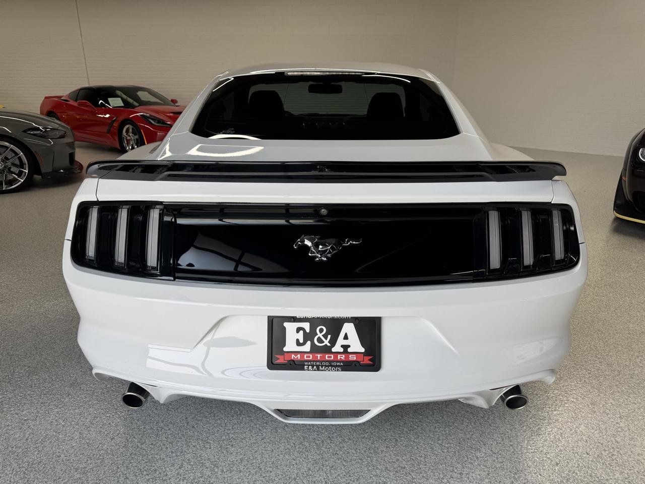 Used 2016 Ford Mustang Coupe RWD image 8