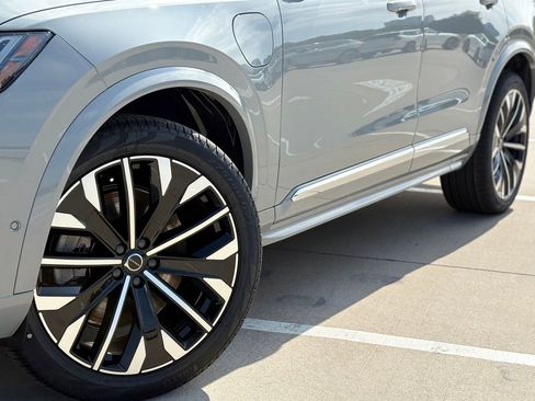 New 2026 Volvo XC90 T8 Ultra w/ Lounge Package AWD/4WD image 10