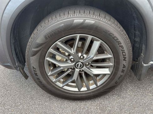 Used 2023 Nissan Rogue S FWD image 7