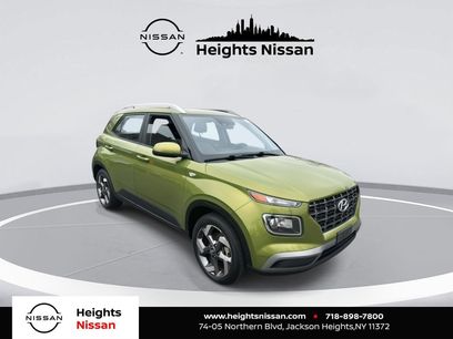 Used 2023 Hyundai Venue SEL w/ Cargo Package