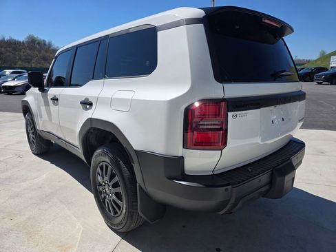 Used 2025 Toyota Land Cruiser 1958 image 7