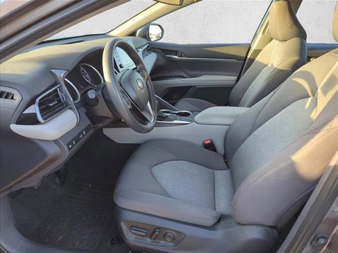 Used 2023 Toyota Camry LE image 11