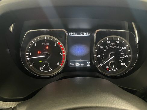 Used 2016 Nissan Titan PRO-4X image 31