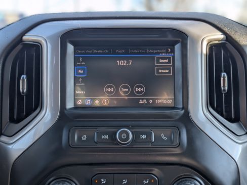 Used 2020 Chevrolet Silverado 1500 Custom Trail Boss w/ Custom Convenience Package image 19