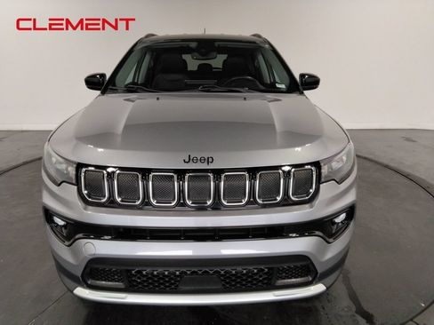 Used 2022 Jeep Compass Limited AWD/4WD image 3