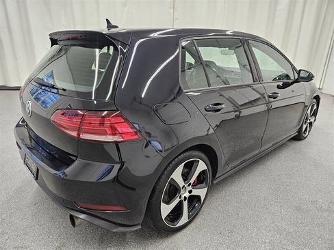 Used 2018 Volkswagen GTI SE w/ SE Leather Package FWD image 5