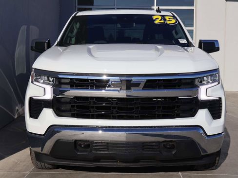 Used 2025 Chevrolet Silverado 1500 LT w/ LPO, Dark Essentials Package image 5