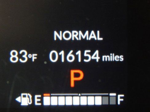 Used 2024 Honda HR-V LX image 28
