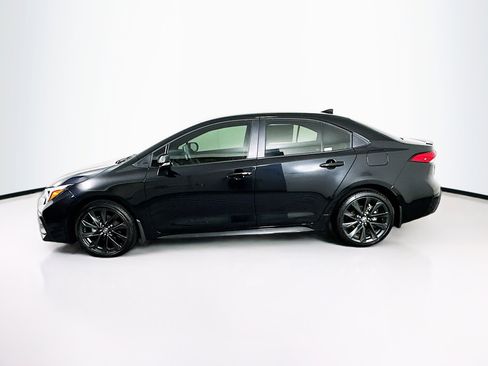 Used 2026 Toyota Corolla SE w/ SE Package FWD image 4